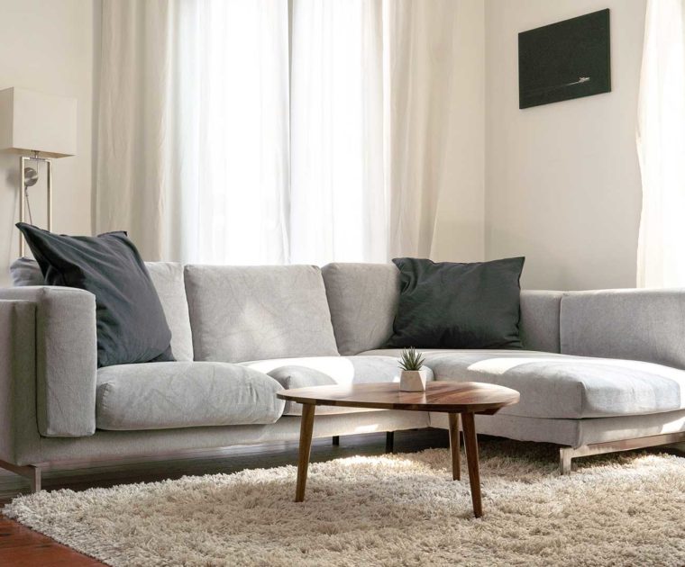 Es correcto colocar el sofa frente a la ventana - ¿Es correcto colocar el sofá frente a la ventana?